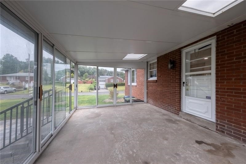 719 Cumberland Rd - Photo 2