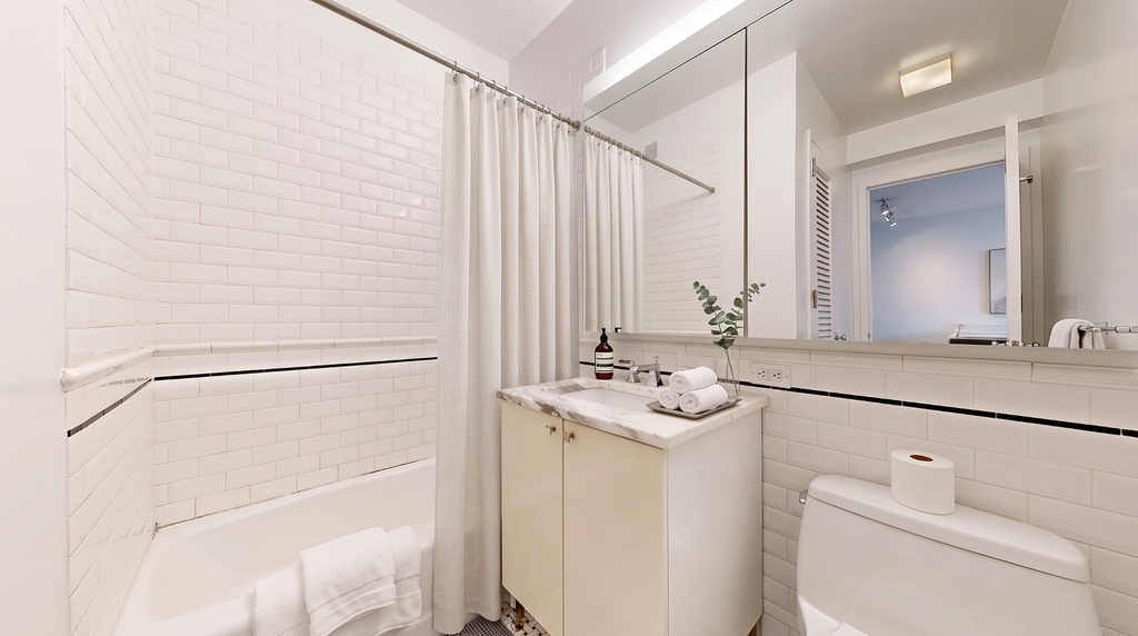 808 Columbus Avenue - Photo 3