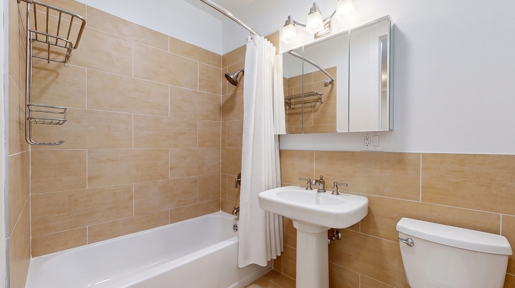 501 West 110th Street - Photo 8