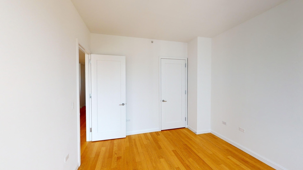 808 Columbus Ave - Photo 4