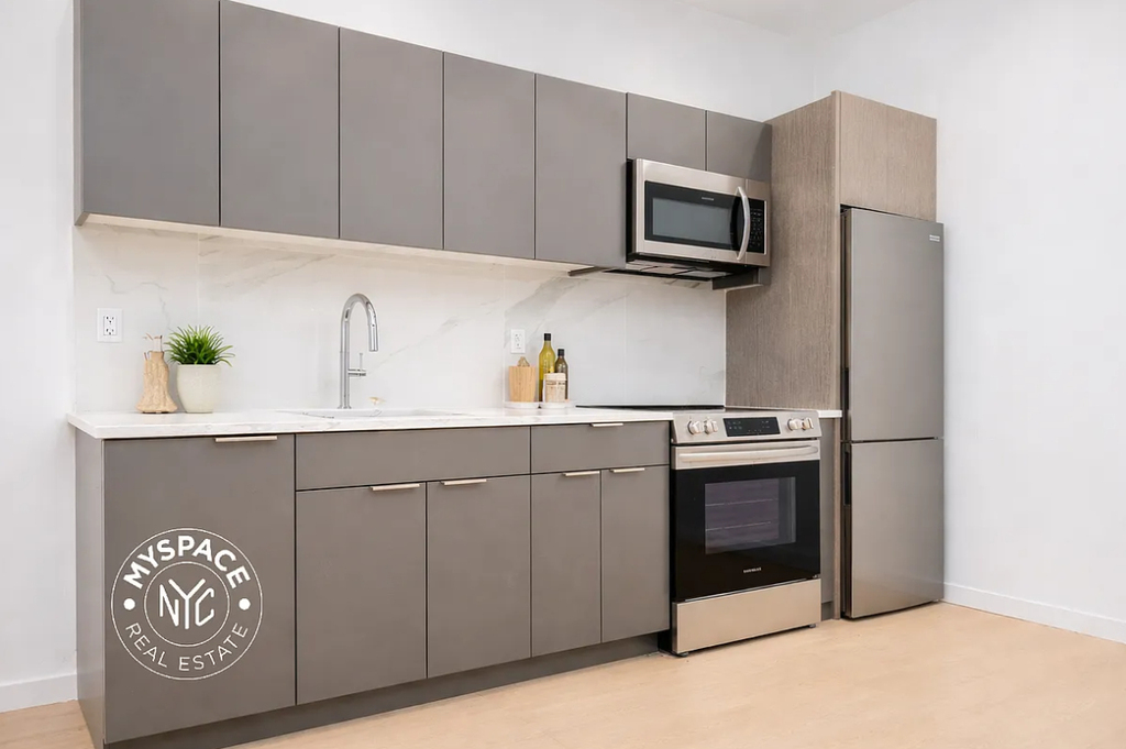 1499 Bedford Avenue - Photo 1