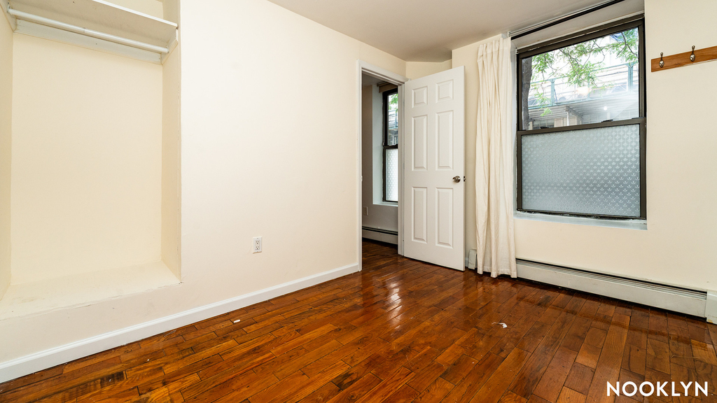 73 Pineapple St - Photo 14