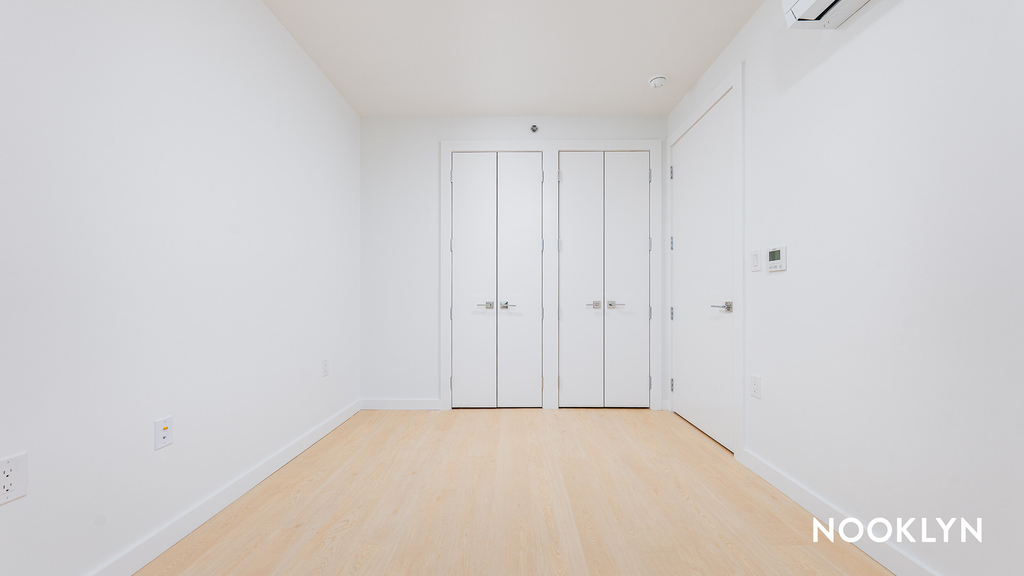1499 Bedford Ave - Photo 14