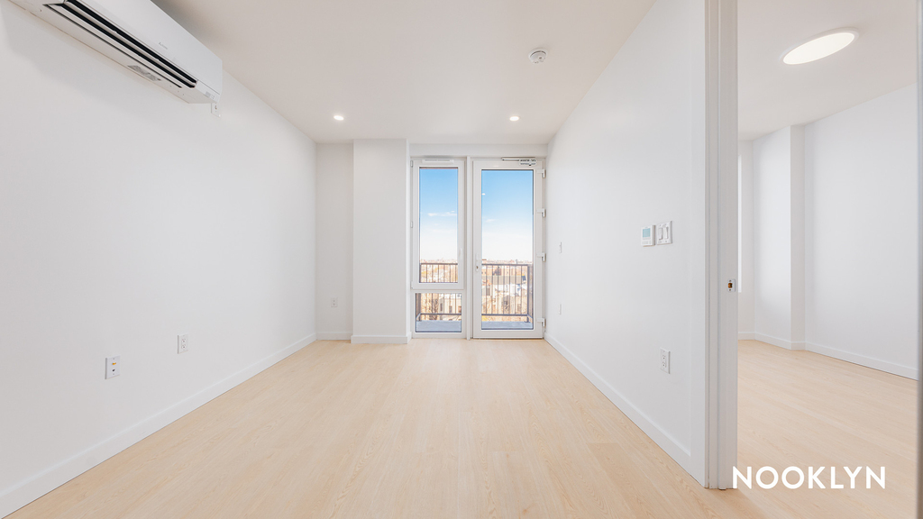 1499 Bedford Ave - Photo 10