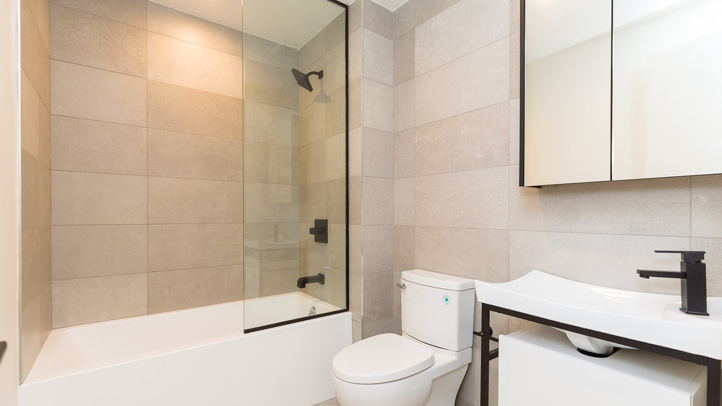 826 St Johns Pl - Photo 4