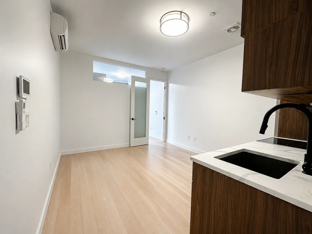 368 Leonard Street - Photo 1