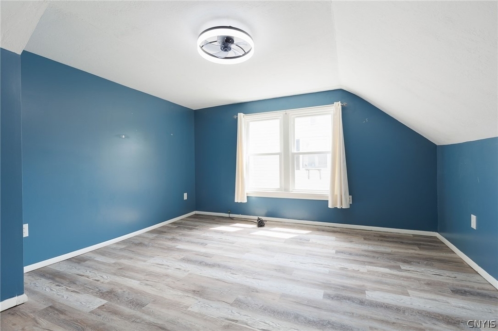 332 Butterfield Avenue - Photo 10