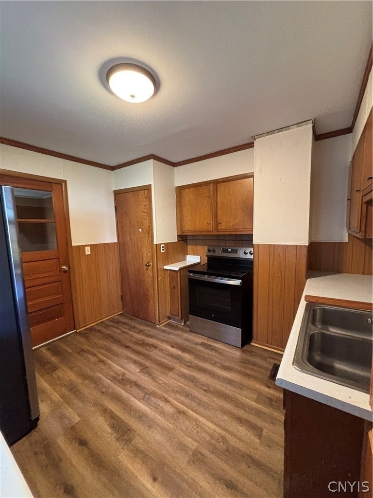 230 N Indiana Avenue - Photo 4