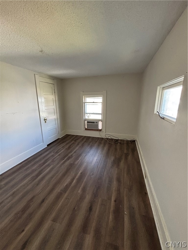230 N Indiana Avenue - Photo 7