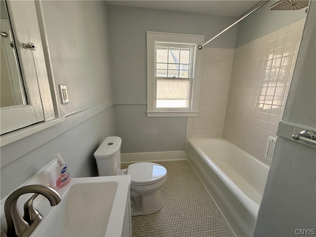 1205 Lancaster Avenue - Photo 20