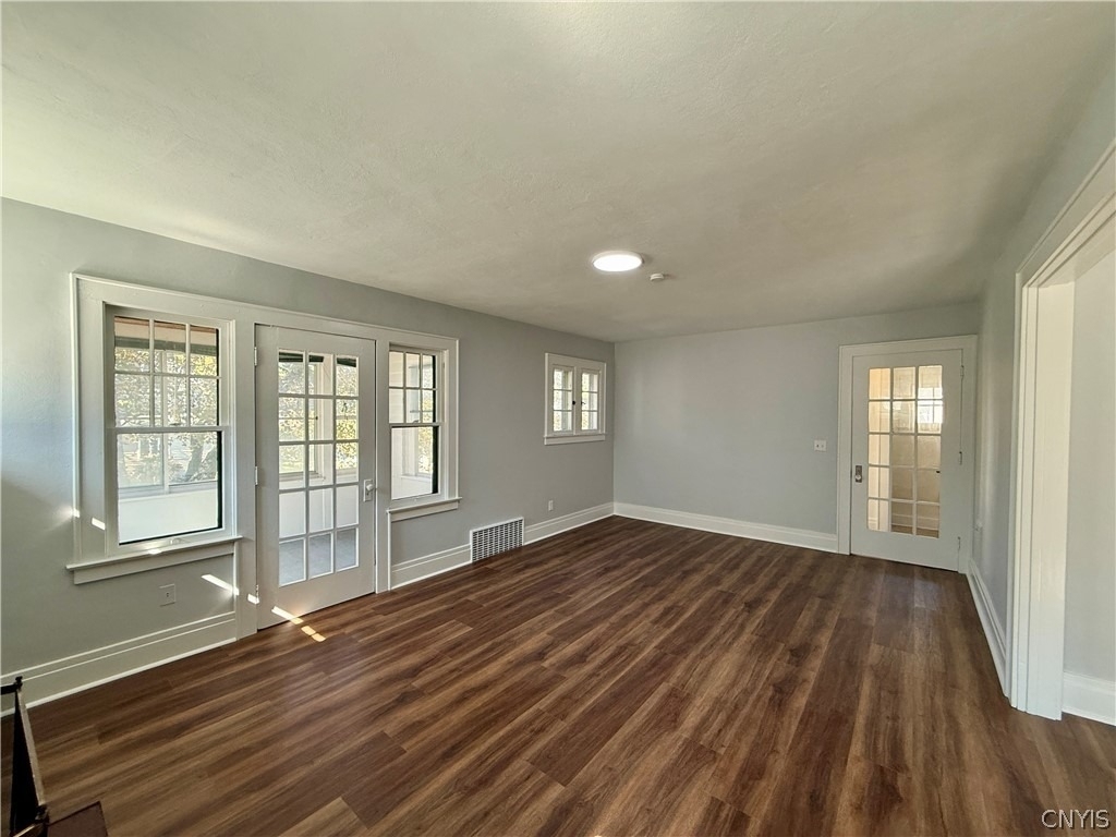 1205 Lancaster Avenue - Photo 8