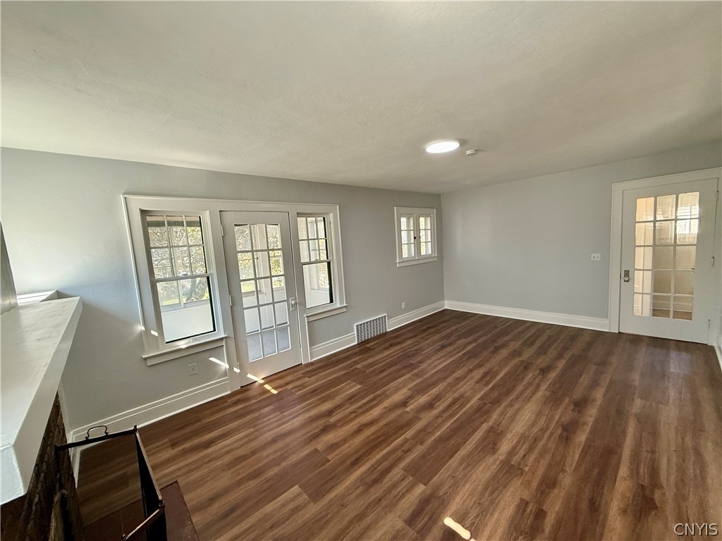 1205 Lancaster Avenue - Photo 7