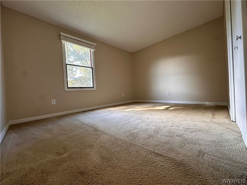 16 Hubbardston Place - Photo 17