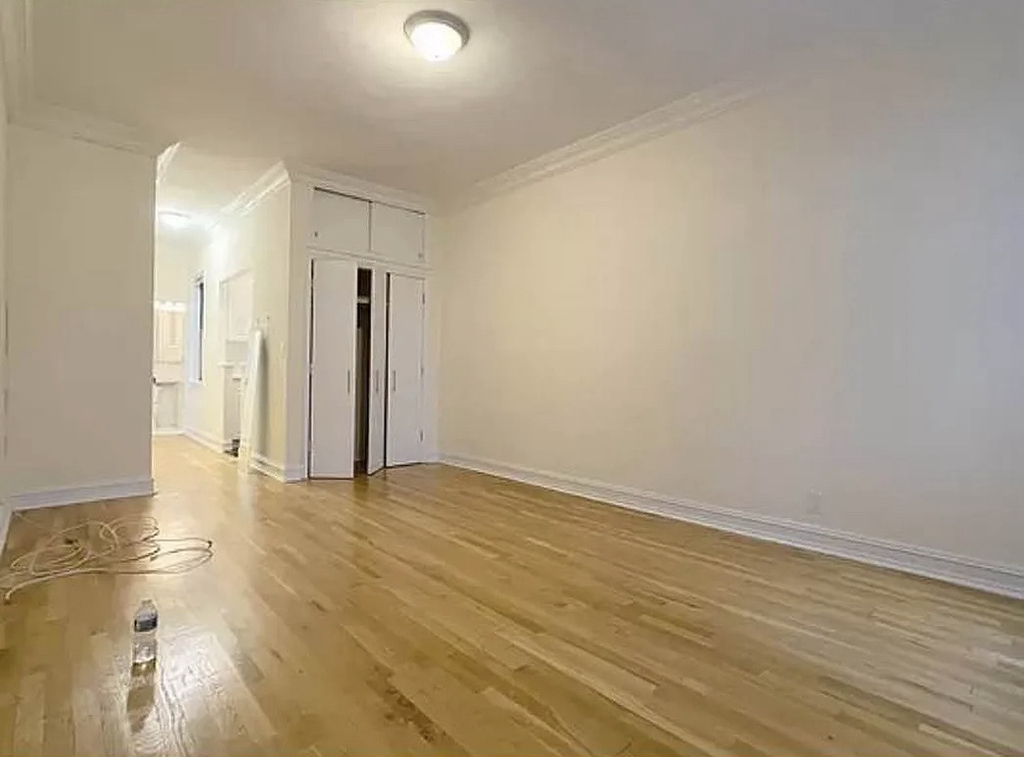 148 West 68th Street - Photo 1