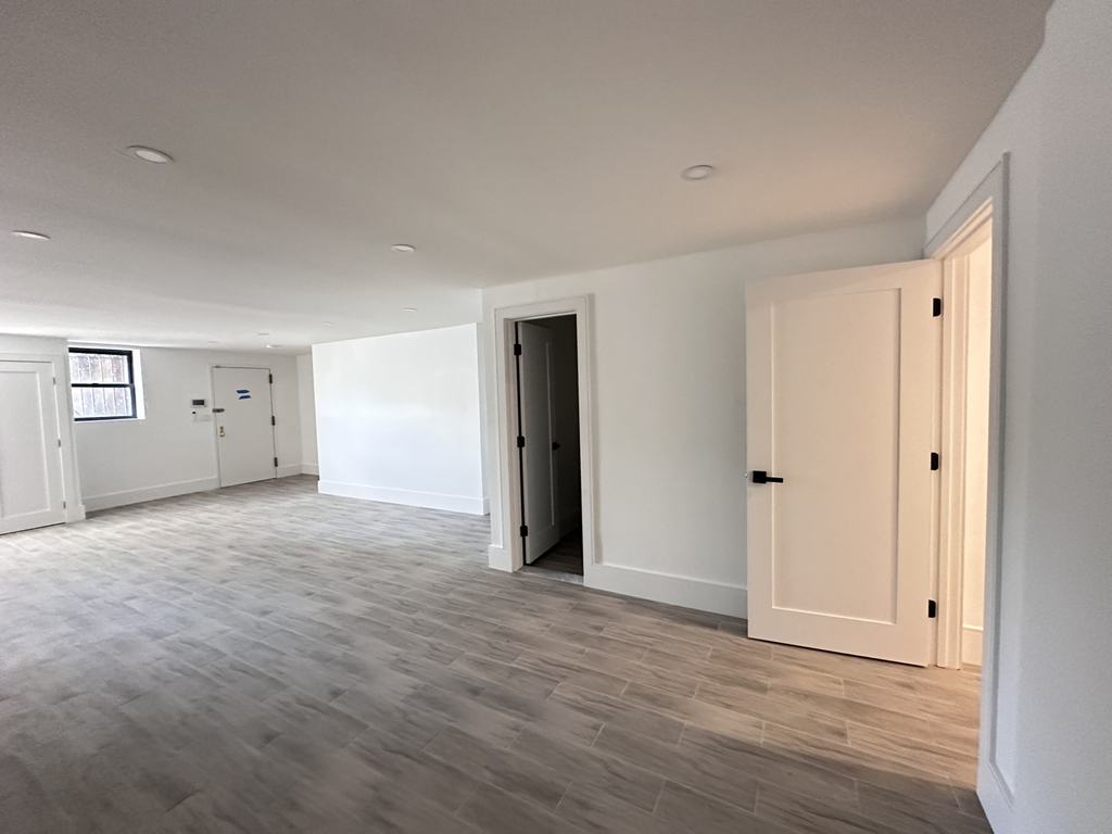 Gates Ave, Troop Ave - Photo 10