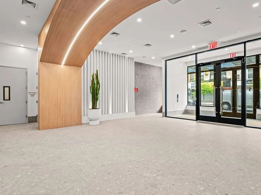 597 Grand Street - Photo 7