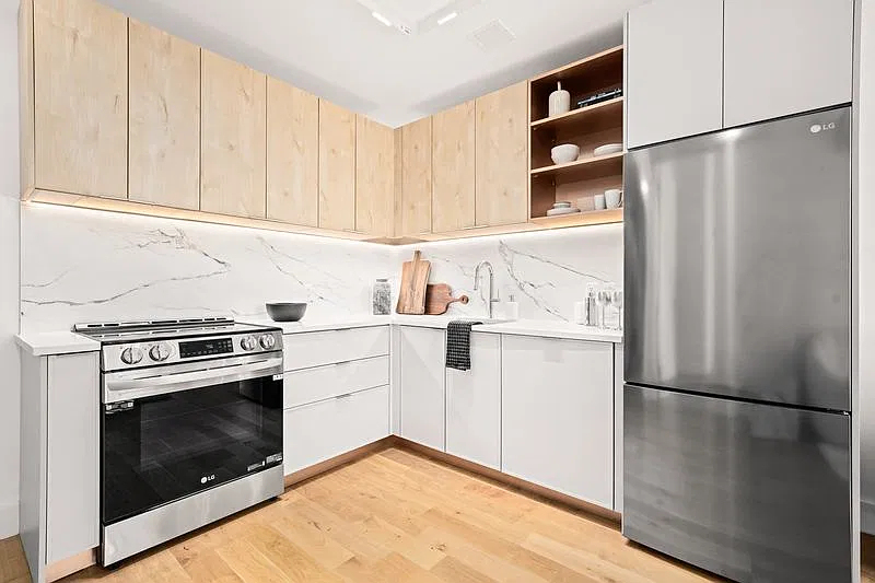 597 Grand Street - Photo 6