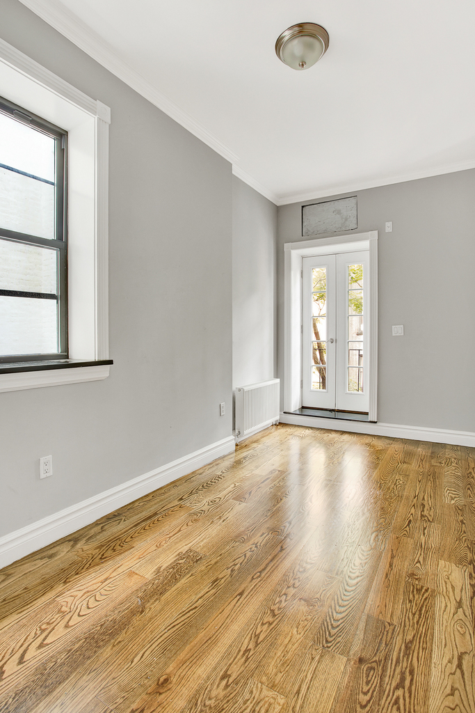West 50th Street and 10th Avenue - Photo 6