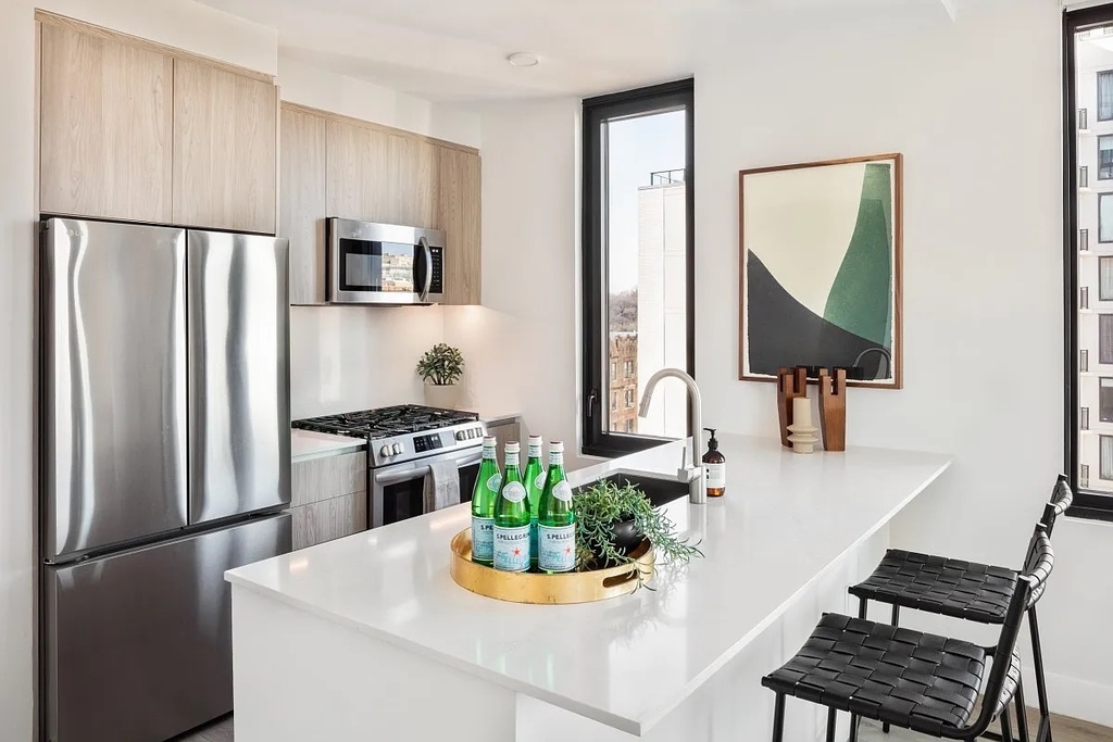 54 Crown Street - Photo 3