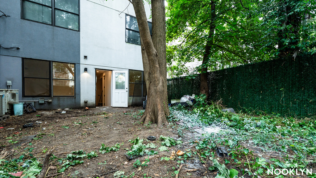 829 Willoughby Ave - Photo 5
