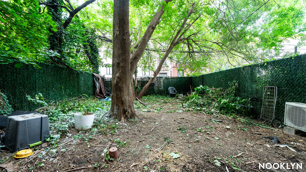 829 Willoughby Ave - Photo 4