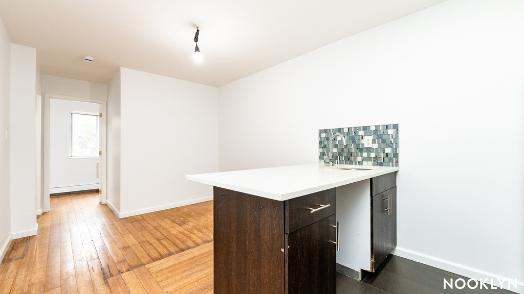 29 Monaco Pl - Photo 11