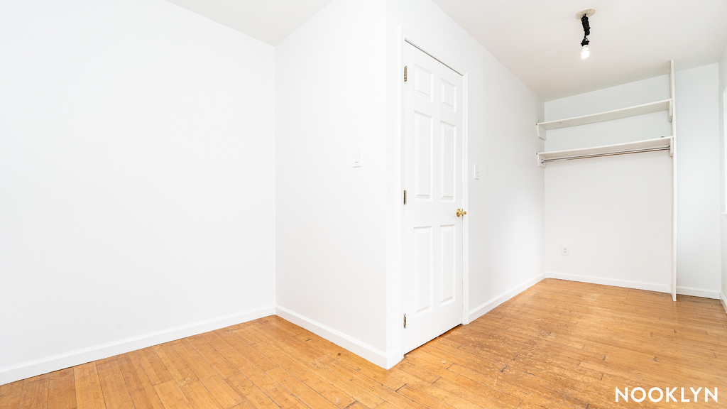 29 Monaco Pl - Photo 16