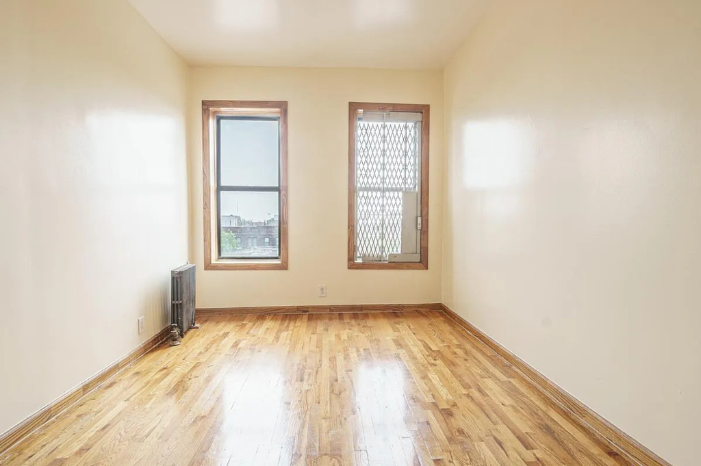 650 Crown Street - Photo 9