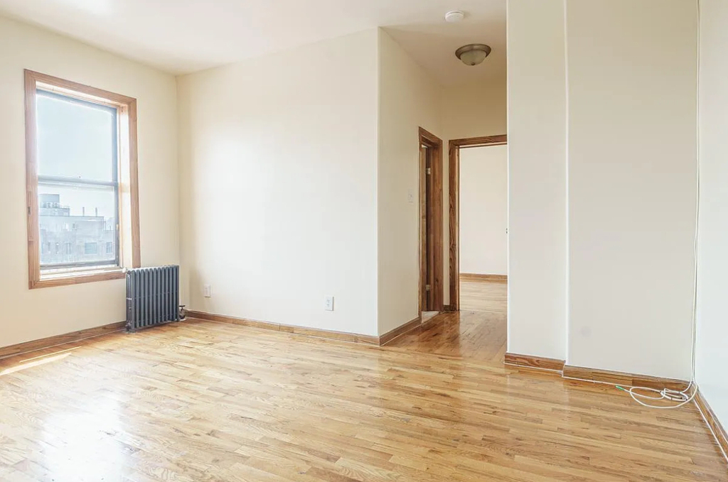 650 Crown Street - Photo 4