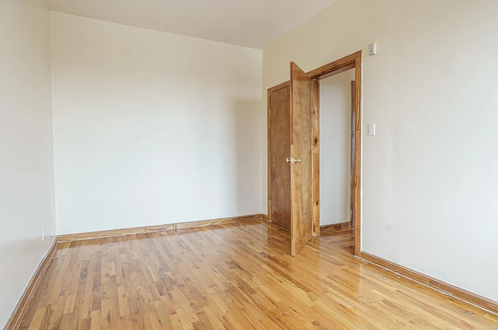 650 Crown Street - Photo 6