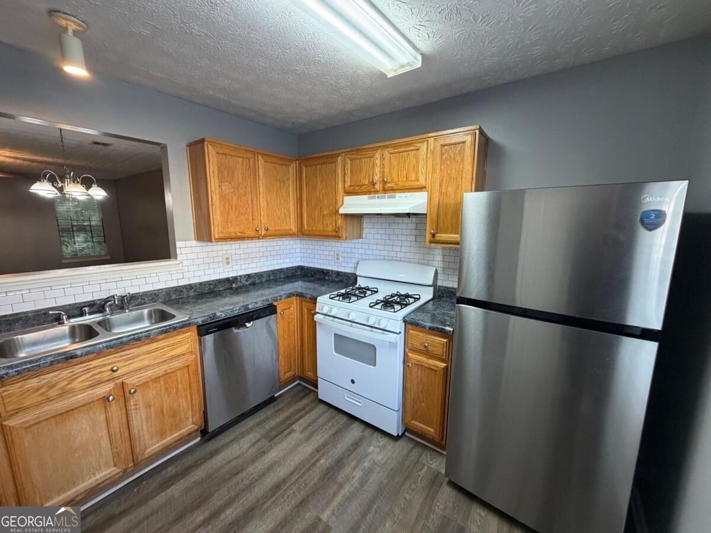 3123 Fields Drive - Photo 5