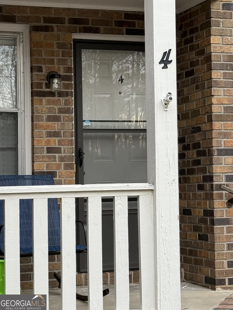 7 W Mahan Street Se - Photo 0