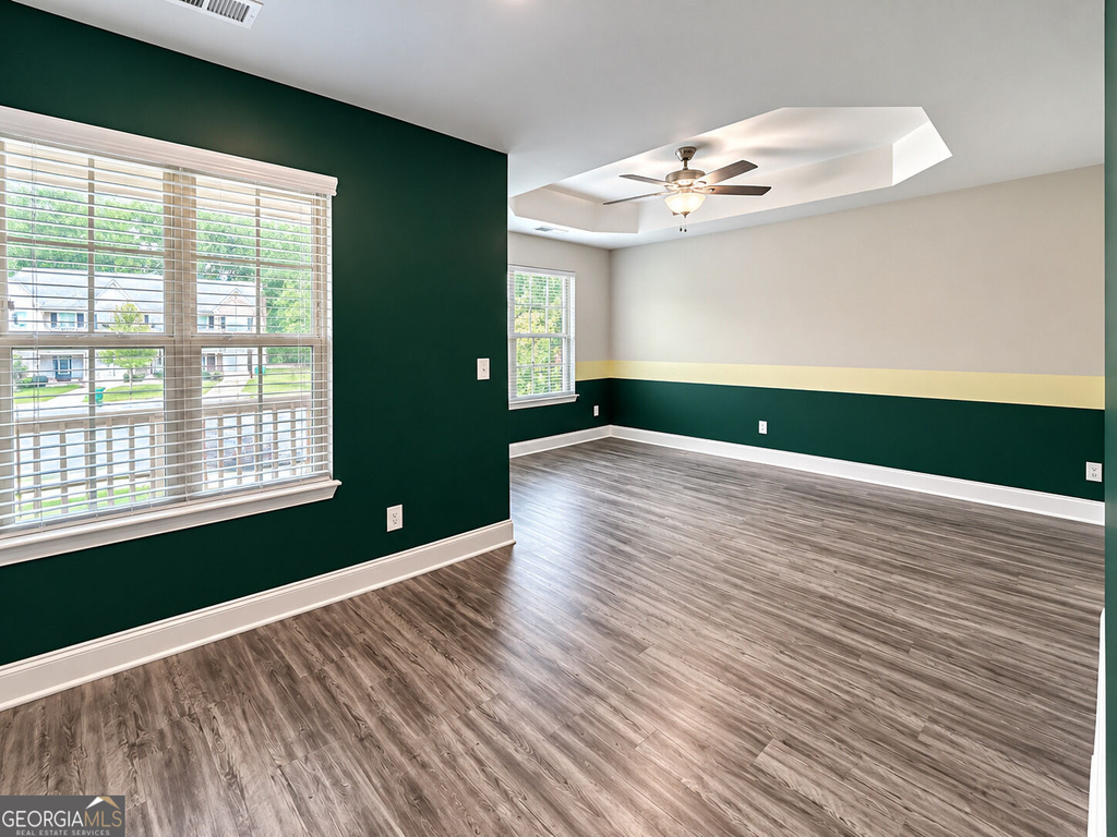2557 Castellan Drive - Photo 18
