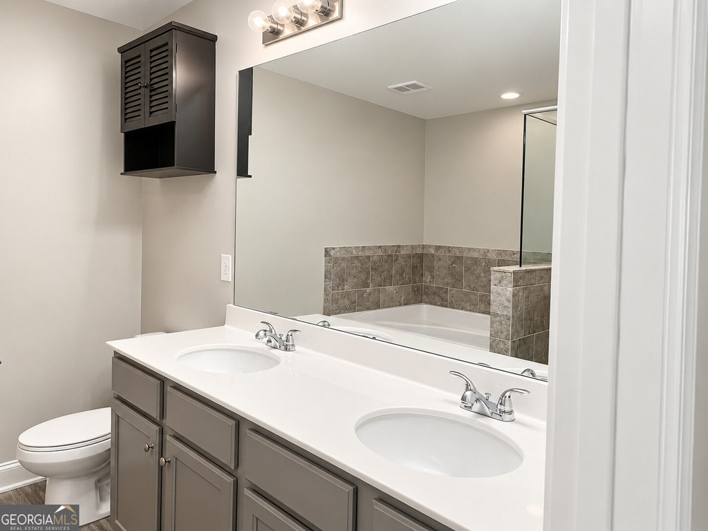 2557 Castellan Drive - Photo 21