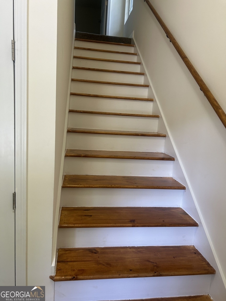 7040 Hassana Lane - Photo 10