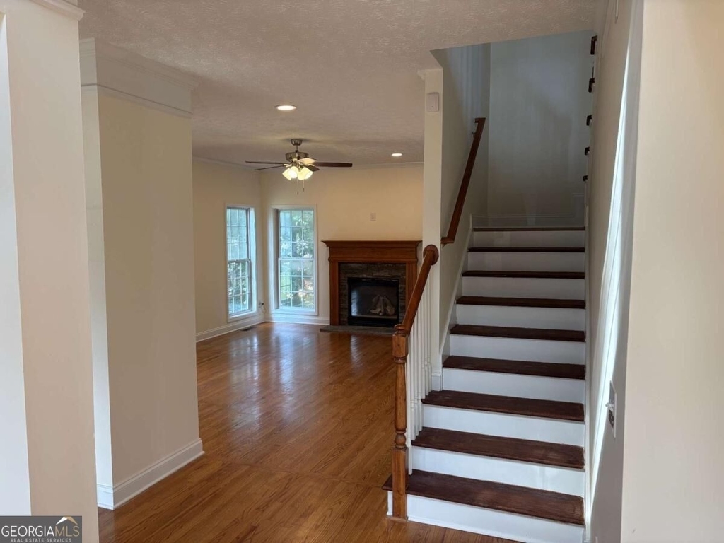116 Hickory Trail - Photo 3
