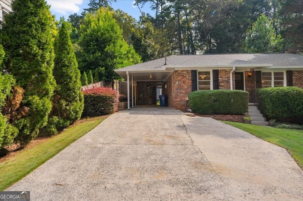 2201 Fairway Circle Ne - Photo 3