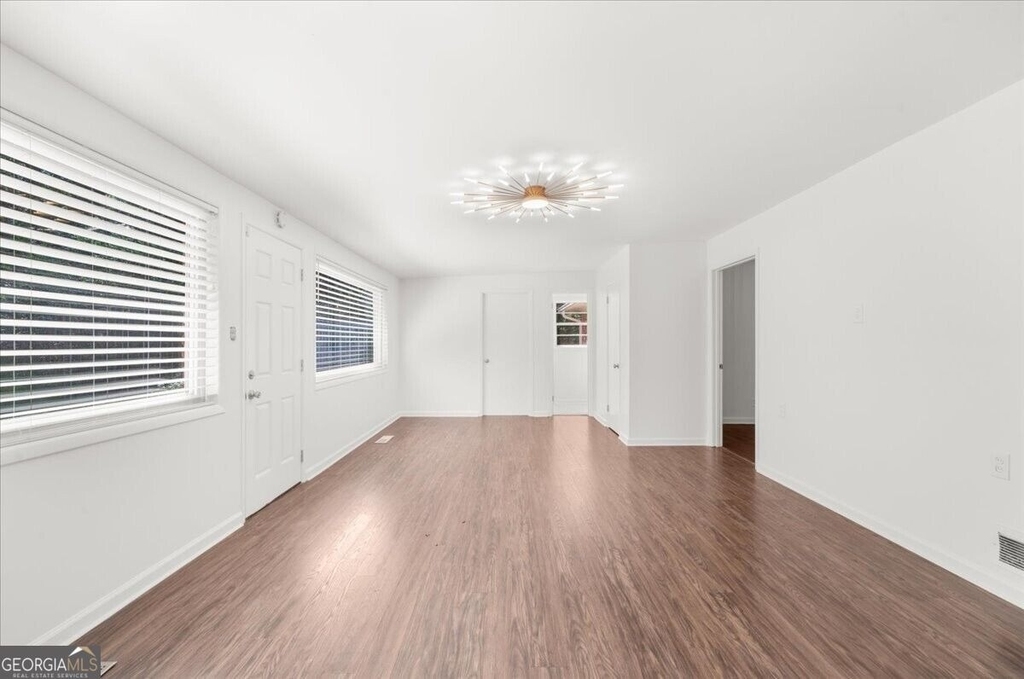2201 Fairway Circle Ne - Photo 19
