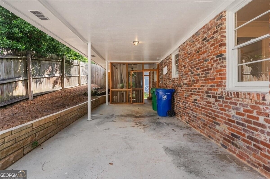 2201 Fairway Circle Ne - Photo 4