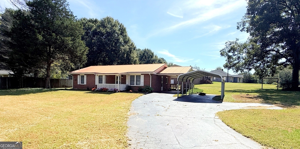 611 Mitchell Avenue - Photo 1