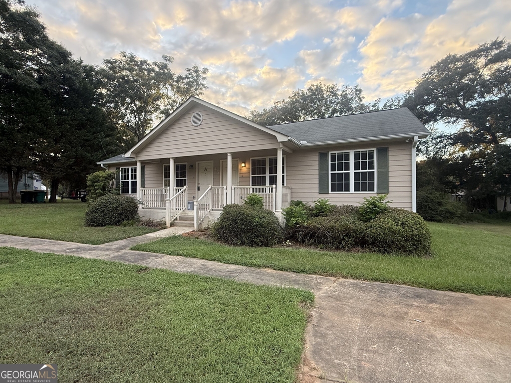 47b Ensign Road - Photo 0