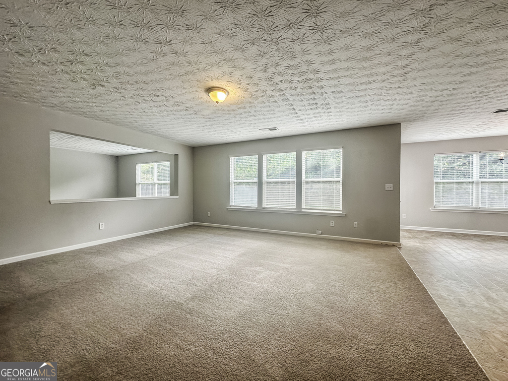 2613 Waterdale Road Sw - Photo 2