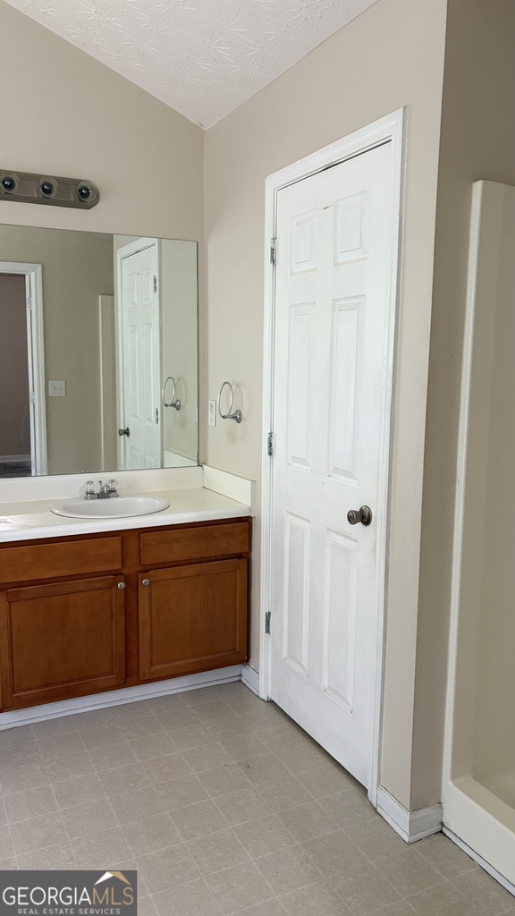 3229 Meadow Point Drive - Photo 4