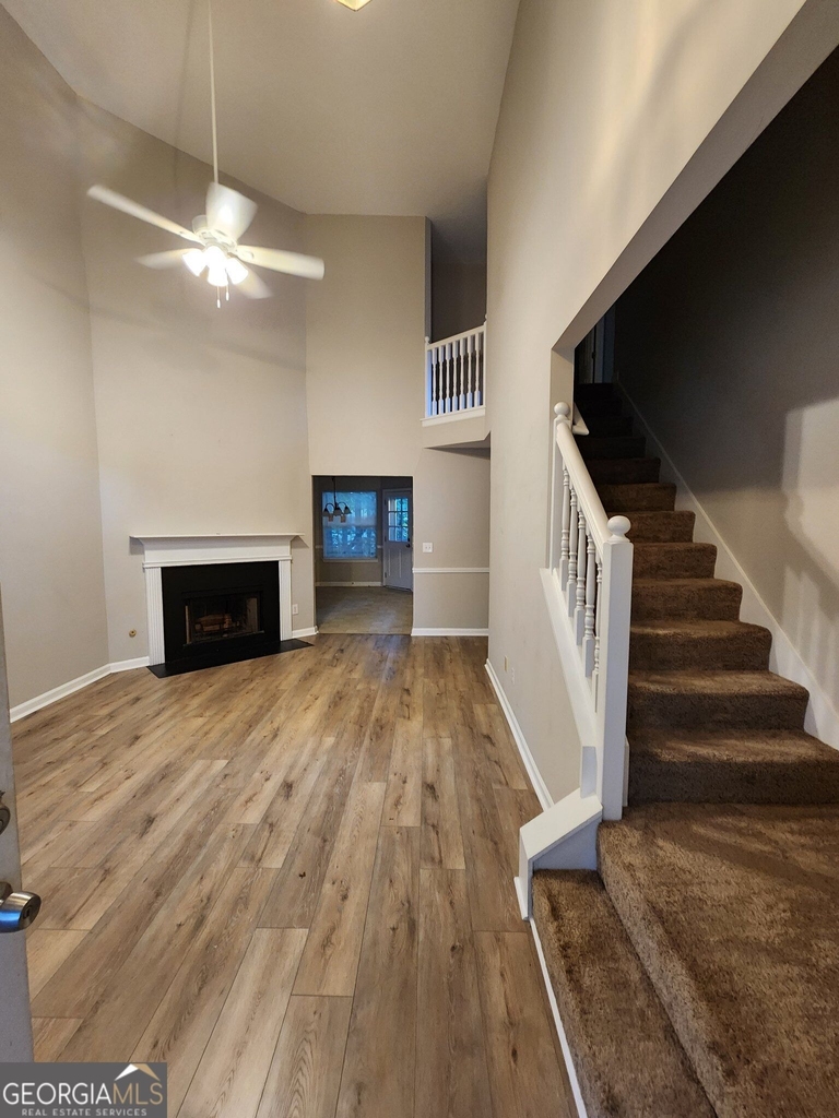 553 Wren Walk - Photo 2