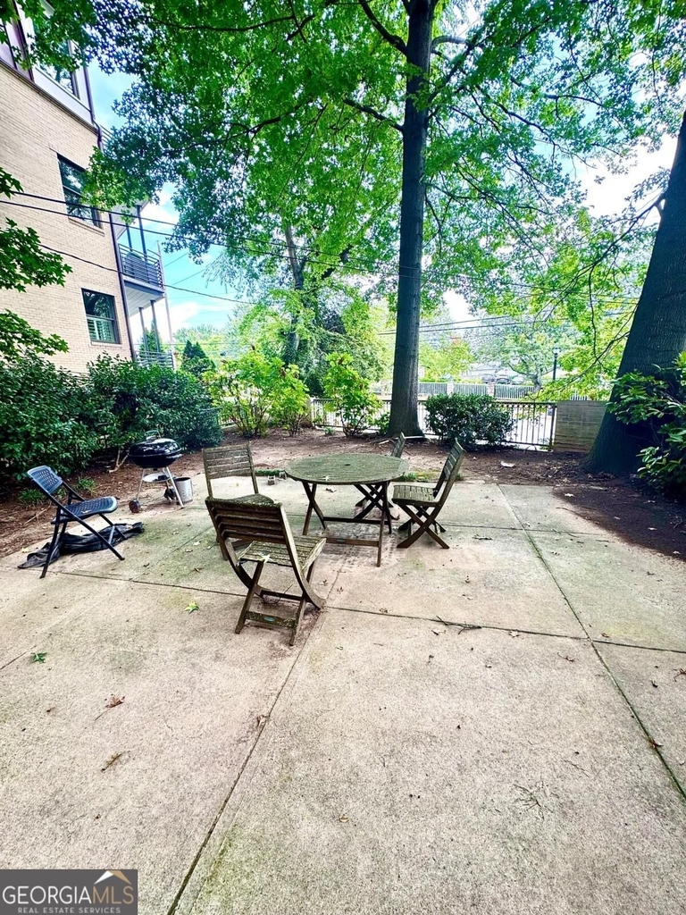 1206 Piedmont Avenue - Photo 23