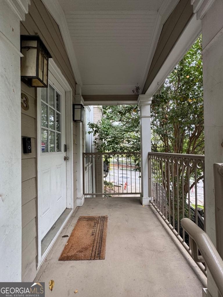 1206 Piedmont Avenue - Photo 2