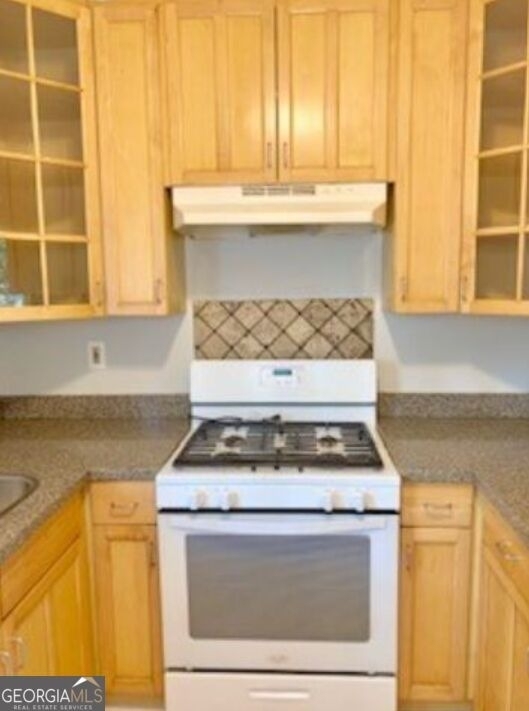 13 Tuxedo Avenue - Photo 11
