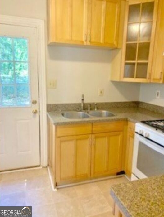 13 Tuxedo Avenue - Photo 12