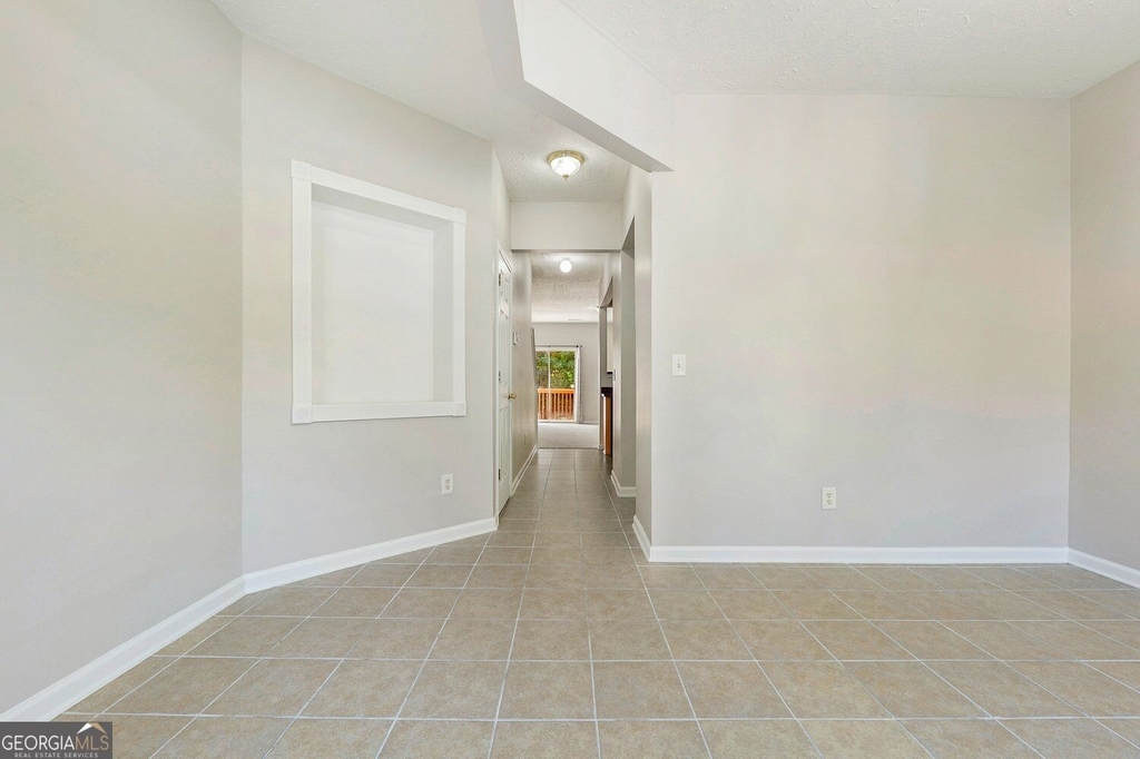 1378 Penhurst Drive - Photo 6