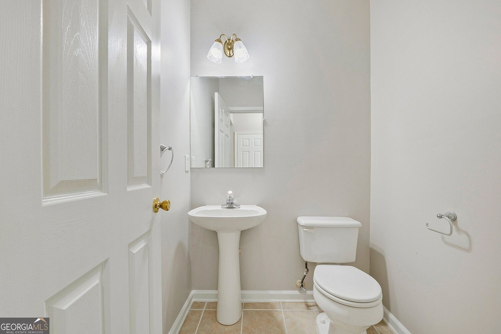 1378 Penhurst Drive - Photo 9